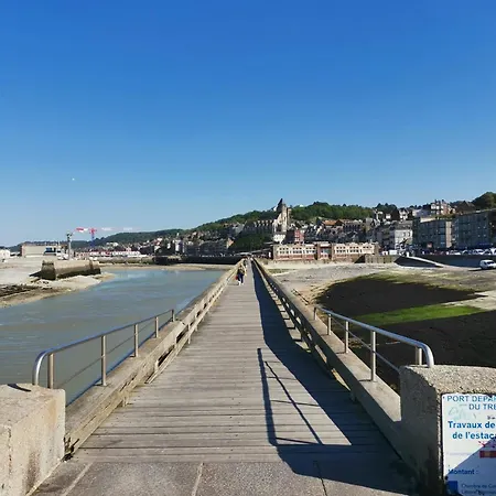 L Obione Charmante Maison De Pêcheur Rénovée Proche Avec Patio Extérieur Casa de Férias Le Tréport