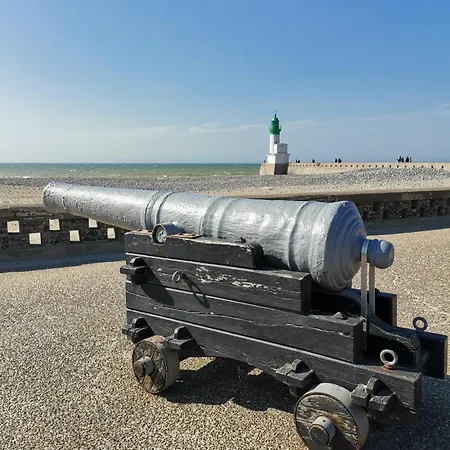 L Obione Charmante Maison De Pecheur Renovee Proche Avec Patio Exterieur Holiday home Le Treport